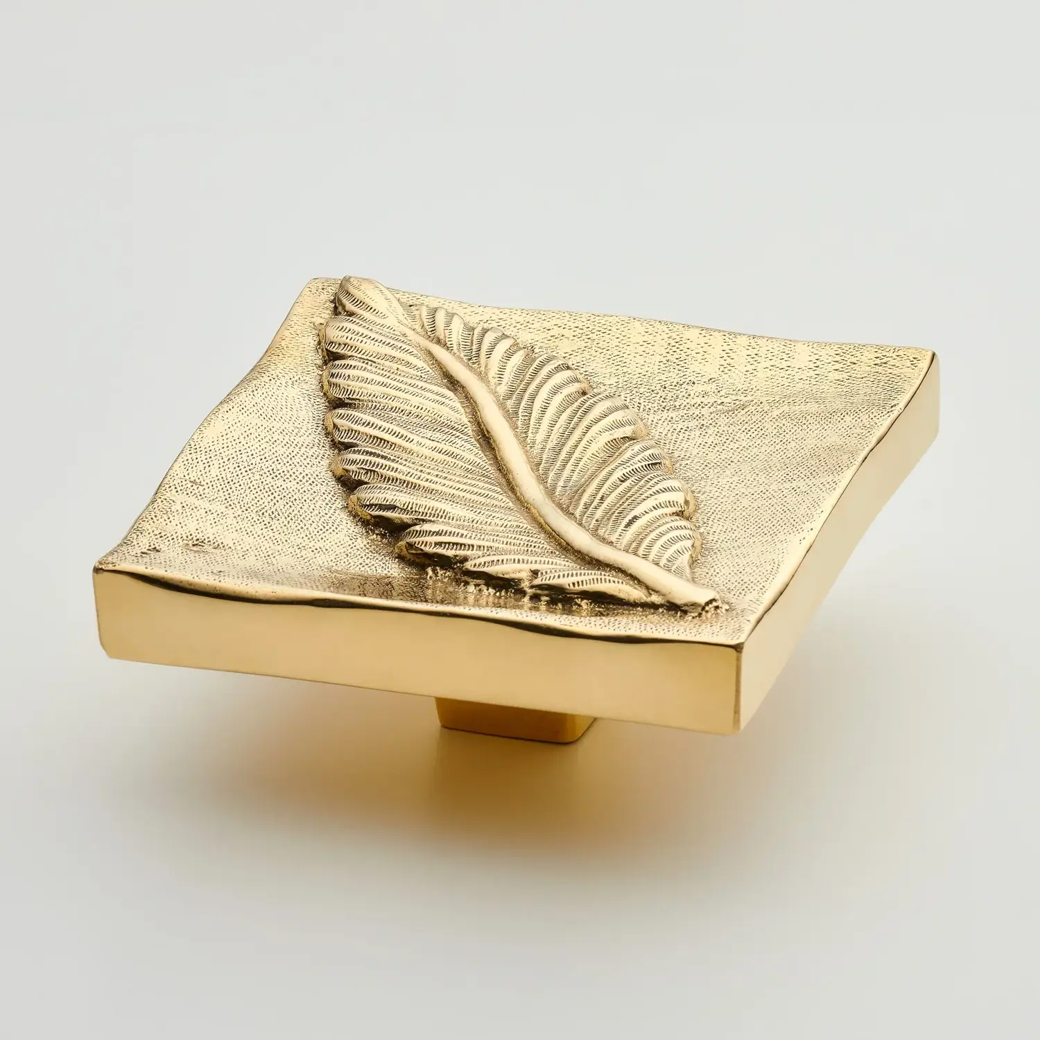 Darwin-blad-greb-Henry-Blake-SK-3098-2-World-of-Handles Darwin Leaf Pull Handle