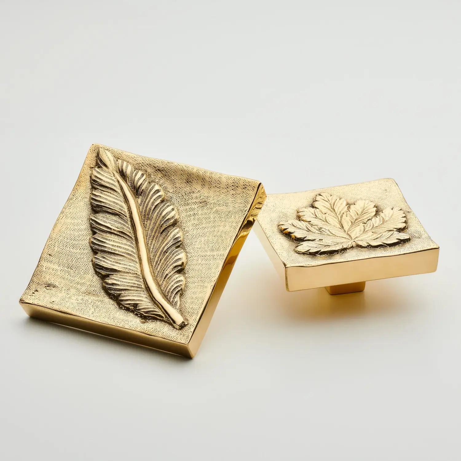 Darwin-blad-greb-Henry-Blake-SK-3098-3-World-of-Handles Darwin Chestnut Pull Handle